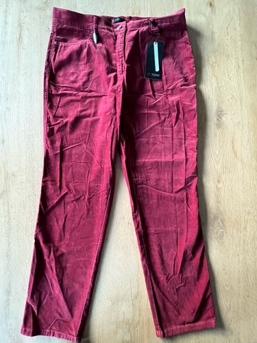 Belmonte toni samthose - "belmonte, toni"